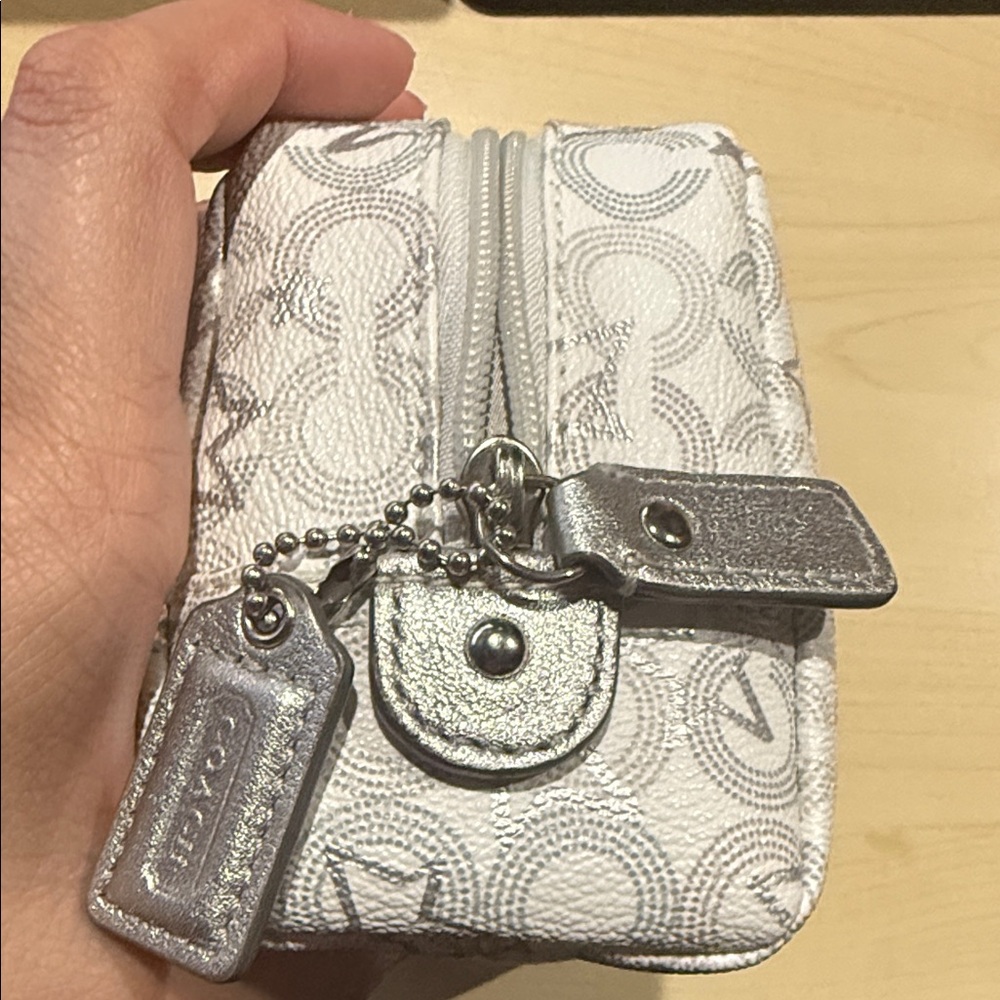 Coach White Signature Logo Cosmetic Pouch with Silver-Tone Emblem - Picture 4 of 5